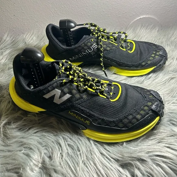 New Balance Minimus Trail Sneakers Black with firefly and ginger lemon Size 10.5