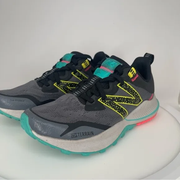 New Balance Nitrel Trail V4 WTNTRLC4 Gray Running Shoes Womens Sneakers Size 7.5
