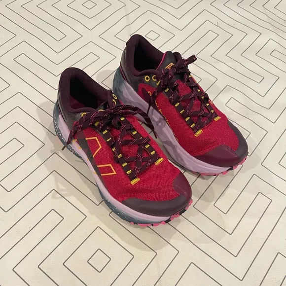 New Balance Trail Sneakers