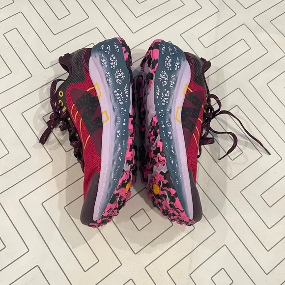 New Balance Trail Sneakers