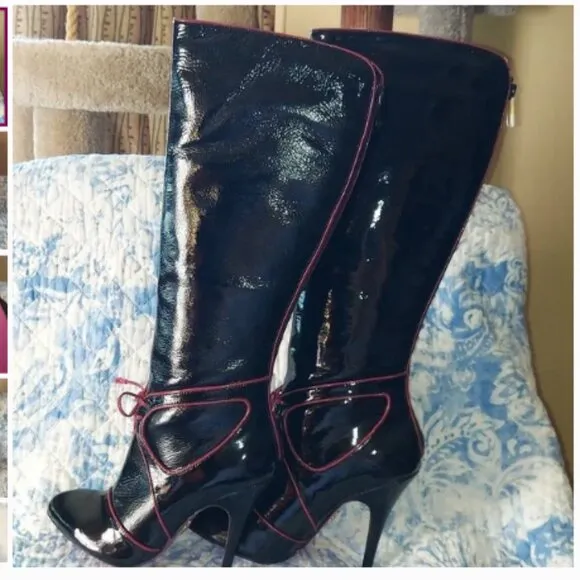 NEW Betsey Johnson VINTAGE KNEE HIGH BOOTS CLASSIC