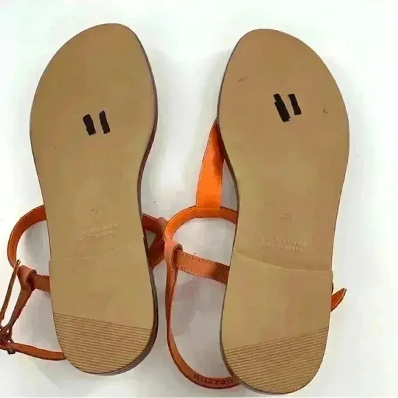New Bruno Valenti womens sandals size 7 orange leather t-strap gem
