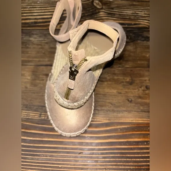 NEW Eileen Fisher Lala Espadrille Bronzed Metallic Gold Ankle Strap Ballet Flats