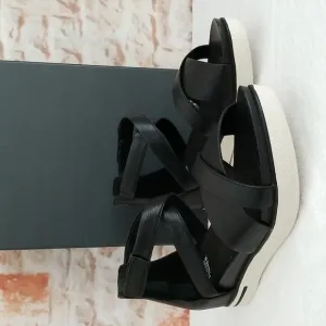 New Eileen Fisher Sally Leather Sandals