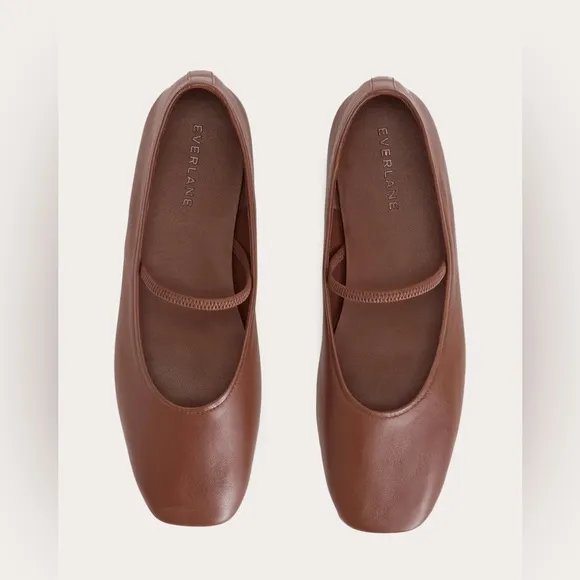 NEW EVERLANE The Day Mary Jane flats in Rum