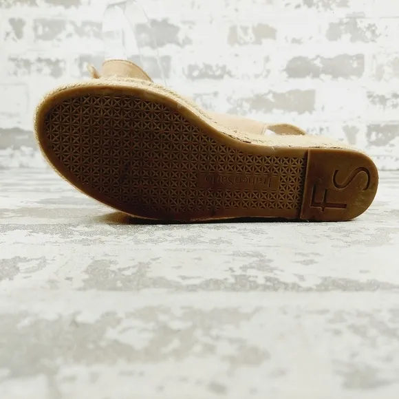 New Franco Sarto Pixie Tan Suede Slingback Espadrilles A331