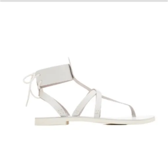 New FREE PEOPLE Genuine Leather sandals 39706