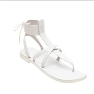 New FREE PEOPLE Genuine Leather sandals 39706