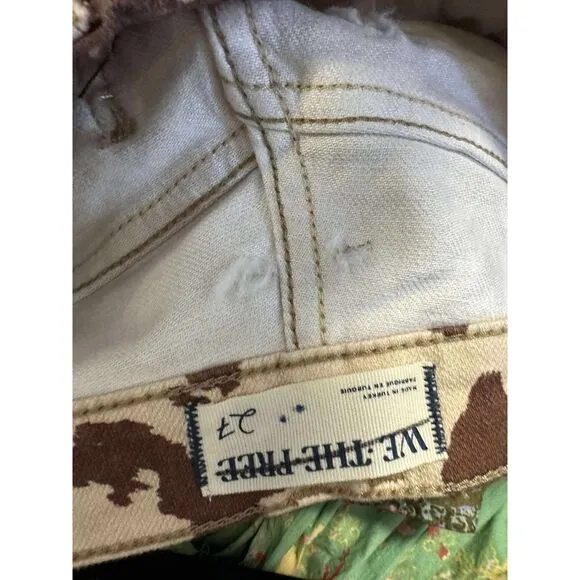 New Free People We The Free Risk Taker Mid-Rise Printed Jeans Sz 27