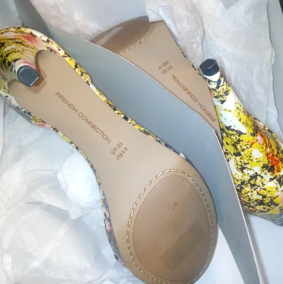 NEW French Connection Multi-colored Nata Dress Sandals Sz 10