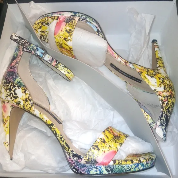 NEW French Connection Multi-colored Nata Dress Sandals Sz 10
