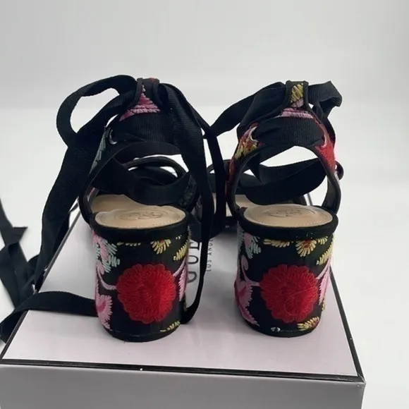 New in box NANAN ANKLE WRAP SANDALS red black flowers new in box size 7