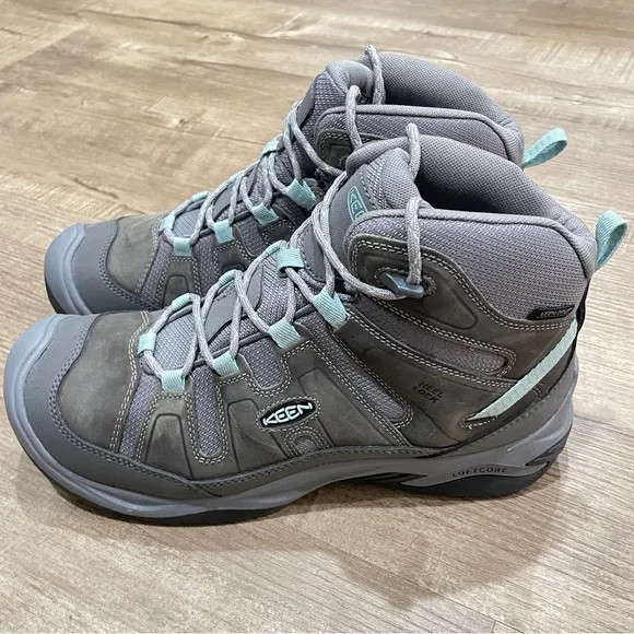 NEW KEEN Circadia Mid‎ Waterproof Hiking Boots Grey and Blue Women's Size 10.5