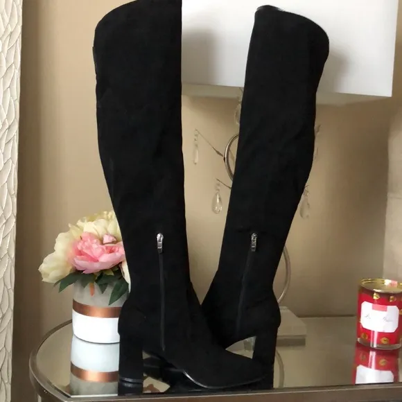NEW Marc Fisher Knee high black Boots