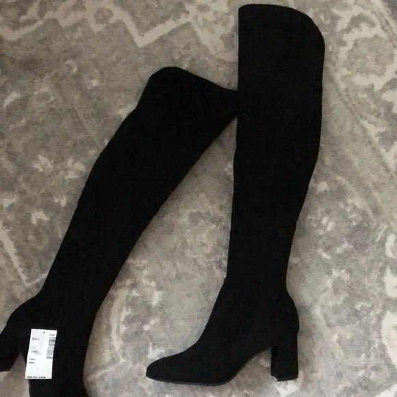 NEW Marc Fisher Knee high black Boots