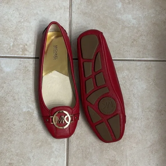 new Michael Kors Fulton Moc Logo Flats in Bright Red, size 8.5
