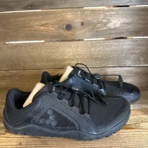 New NIB Big Kids Vivo Barefoot Primus Trail II Black Athletic Sneakers 35 US 4 Y