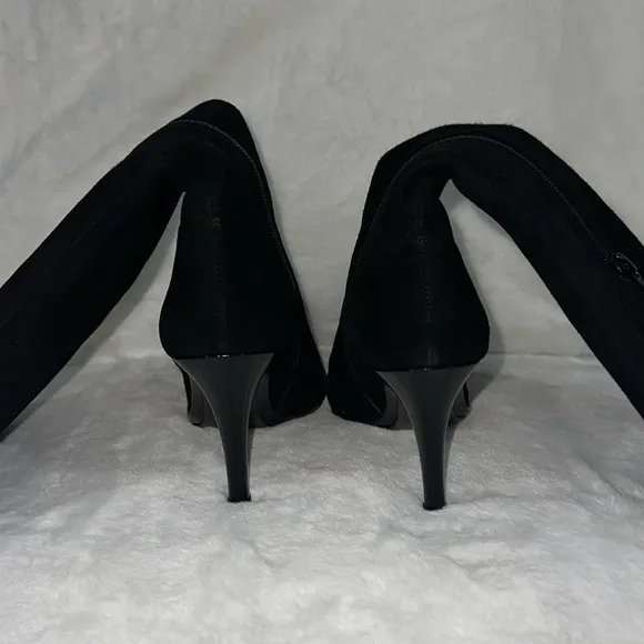🔥🔥🔥NEW Stuart Weitzman Black Suede Knee High Boots High Heels