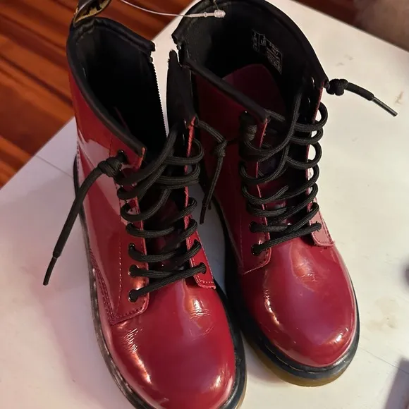 New unisex  red / burgundy Doc  martens boots.  New no box. Size 3 .