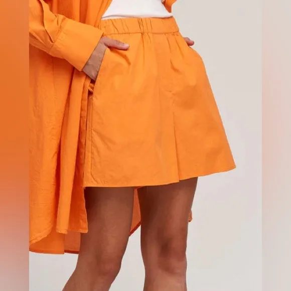 NEW Velvet by Graham &amp; Spencer Orange Cotton Shorts XS