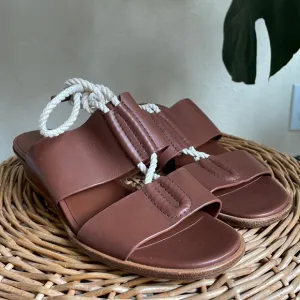 NEW Vince beautiful brown leather wrap around rope wedge sandals