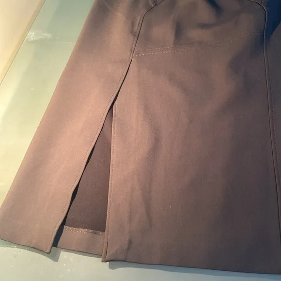 NEW Zara High Waist Structured Midi Skirt Size with Back Slit XXL
