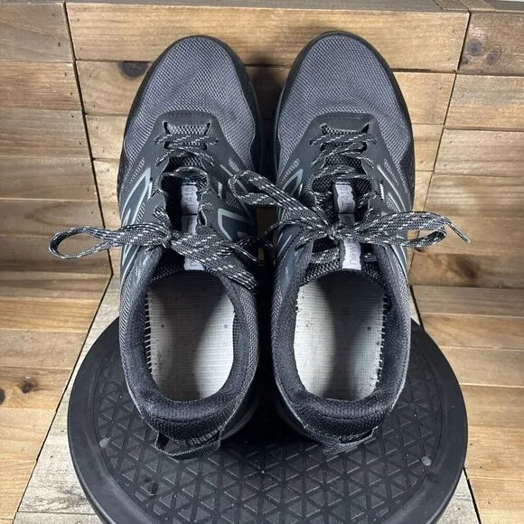 New Balance T410 V8 Mens Sz 10.5 4E Trail Running Black Sneakers NO INSOLES