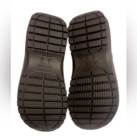 NIB Crocs Black Mega Crush Rubber Slip-on Open Toe trend logo Embossed Sandals 8