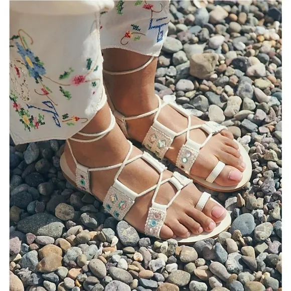 NIB Free People Mantra Mirror Sandals in Natural - EU 39