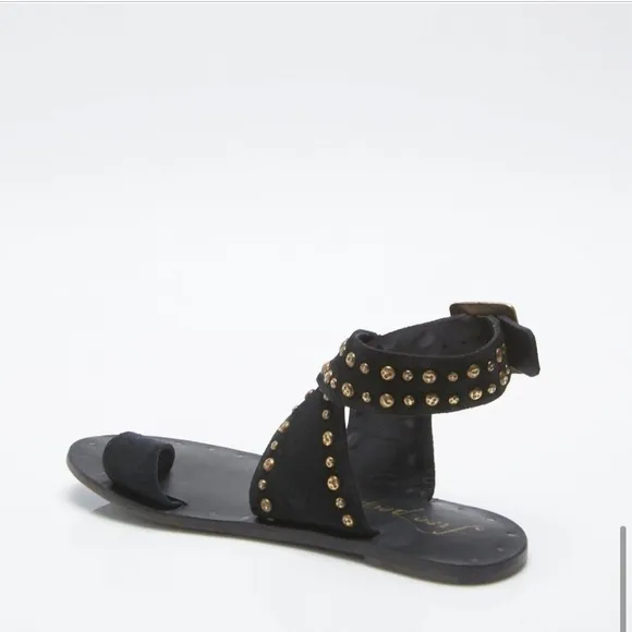 ❣️NIB FREE PEOPLE NASSAU WRAP SANDALS