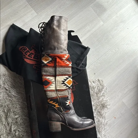 NIB! Freebird Knee-High Leather Boots with Patterned Knit Sz 7