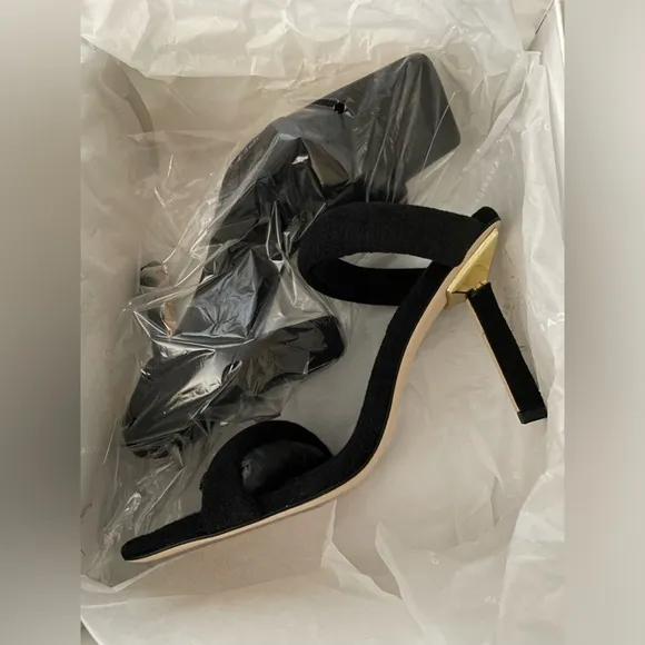 NIB Good American Terry Ankle Wrap Sandals Black Size 10