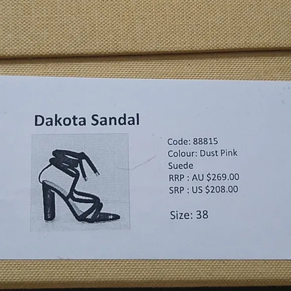 NIB Suede Strappy Puff Lace Block Heel Dakota Sandal The Mode Collective
