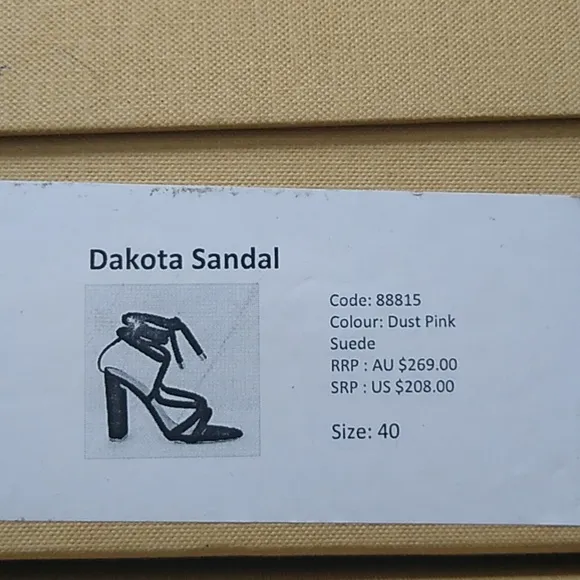 NIB Suede Strappy Puff Lace Block Heel Dakota Sandal The Mode Collective
