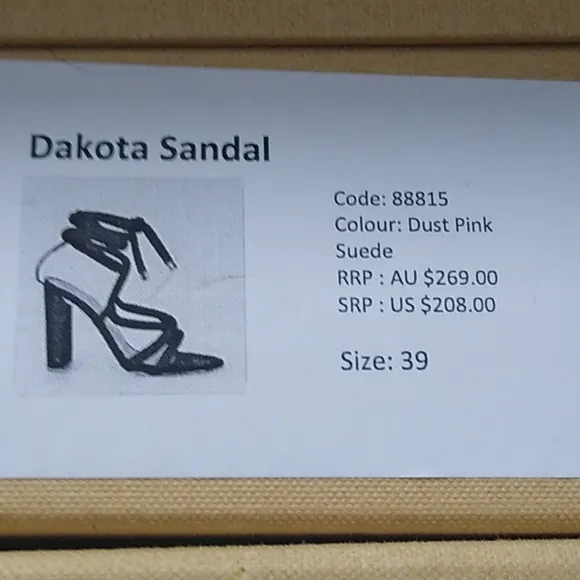 NIB Suede Strappy Puff Lace Block Heel Dakota Sandal The Mode Collective