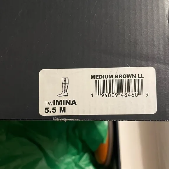 NIB Tommy Hilfiger Imina Almond Toe Knee High Boots Size 5.5