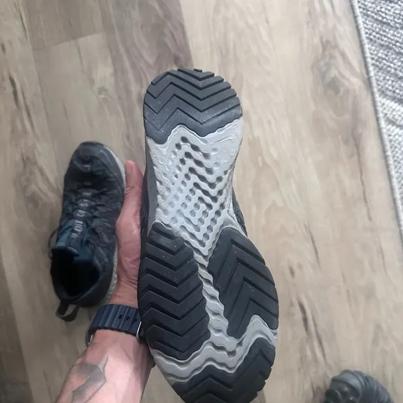 Nike ACG trail sneakers (used)
