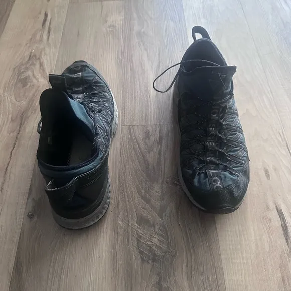Nike ACG trail sneakers (used)