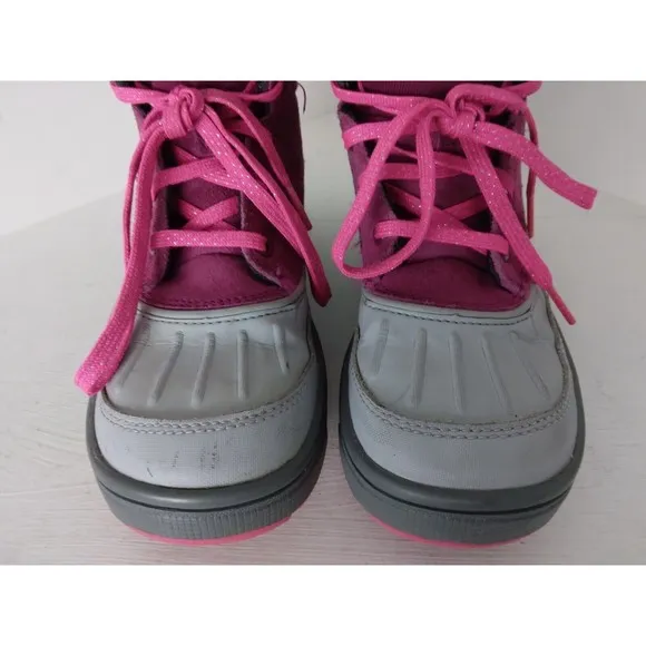 Nike ACG Woodside II 2 High Boots Size 1 Raspberry Red 524877-601