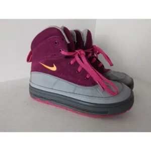 Nike ACG Woodside II 2 High Boots Size 1 Raspberry Red 524877-601