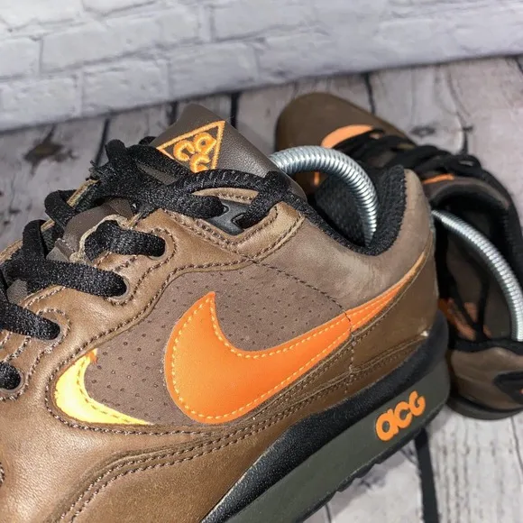 Nike Air ACG Wildwood Brown Orange 8 Utility Outdoor Hiking Sneakers 377757-281