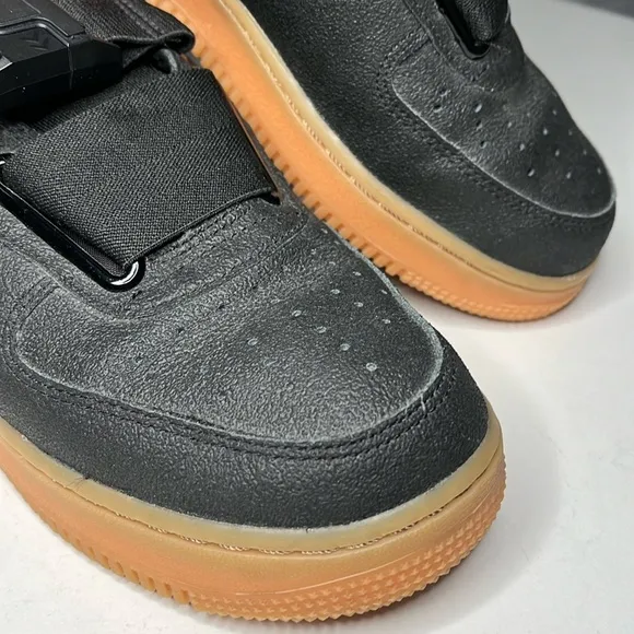 Nike Air Force 1  Utility Men’s Black Sneakers Size US 8