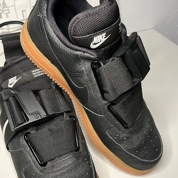 Nike Air Force 1  Utility Men’s Black Sneakers Size US 8