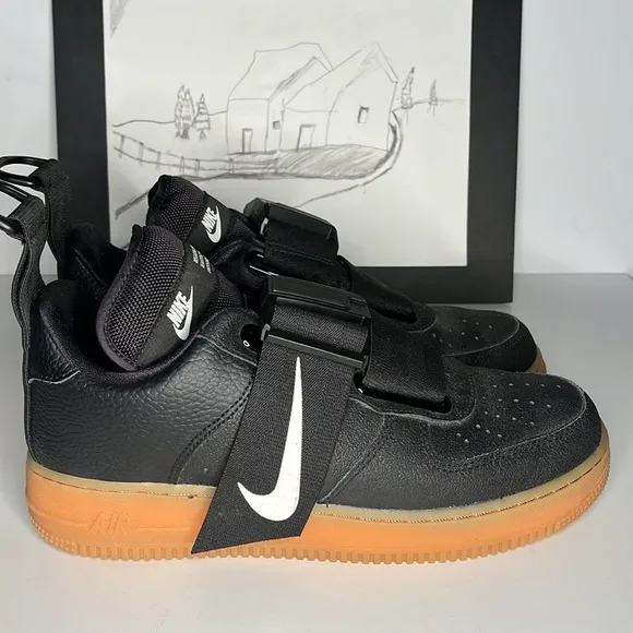 Nike Air Force 1  Utility Men’s Black Sneakers Size US 8