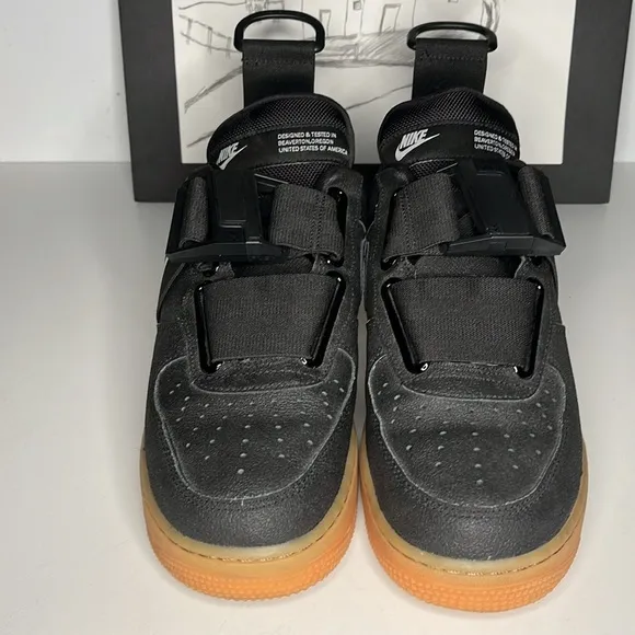 Nike Air Force 1  Utility Men’s Black Sneakers Size US 8