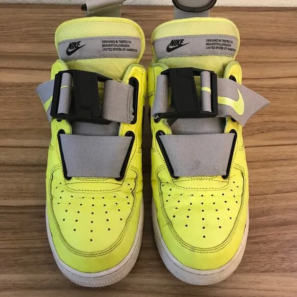 Nike Air Force 1 Utility Volt Mens Size US 9 Shoes Yellow Low Trainer Sneakers