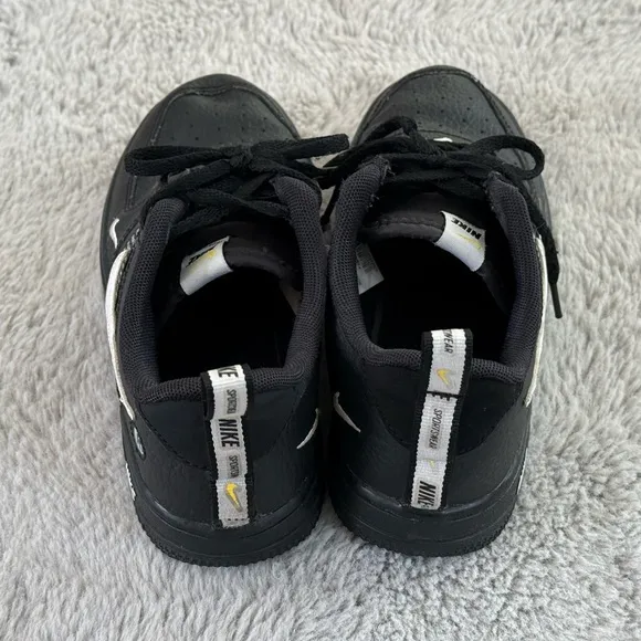 Nike Air Force One Utility Sneakers