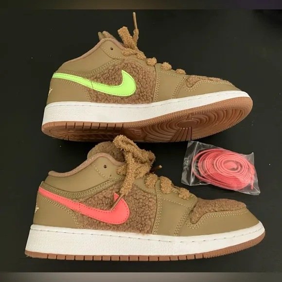Nike Air Jordan 1 Low Utility GS Teddy Bear ADORABLE Shoes RARE Sneakers