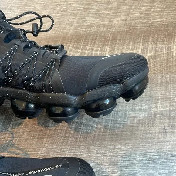 Nike Air Vapormax Utility Run Men’s 11 Black Reflective Sneakers AQ8810-003