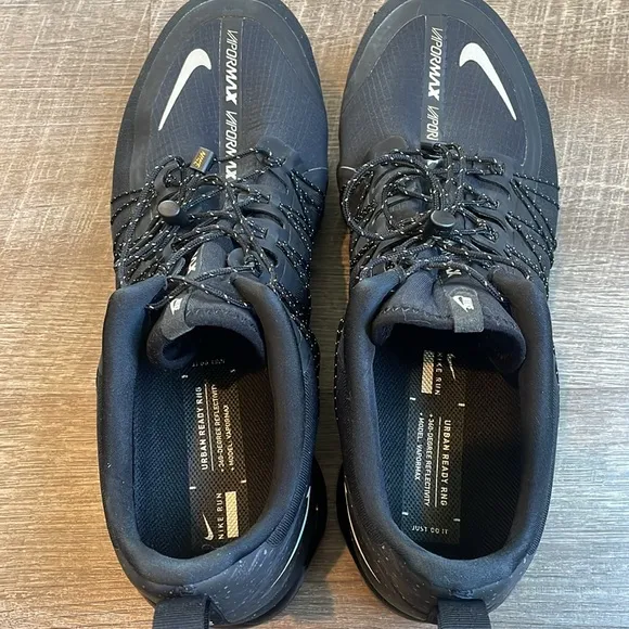 Nike Air Vapormax Utility Run Men’s 11 Black Reflective Sneakers AQ8810-003
